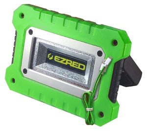 500 Lumen Green Magnetic Logo